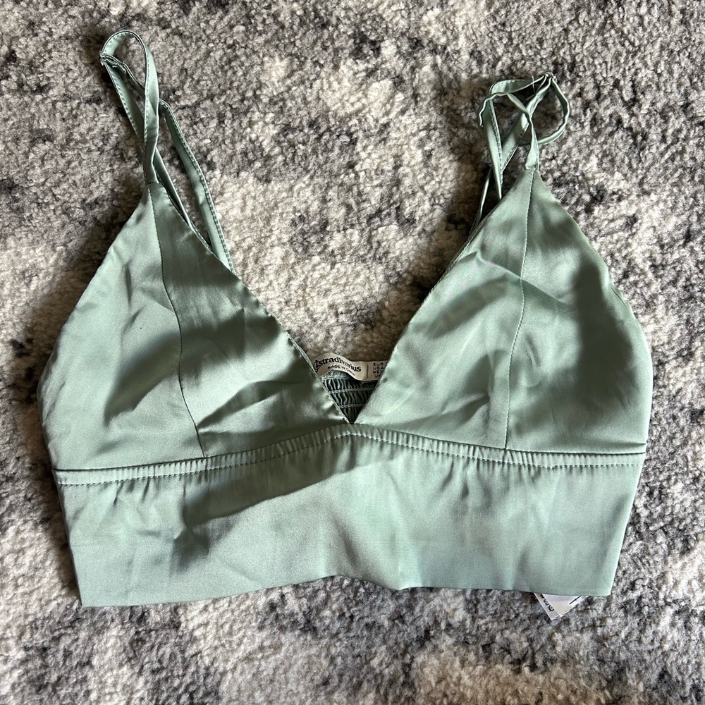 Stradivarius Light Green Satin Top - Picture 1 of 5